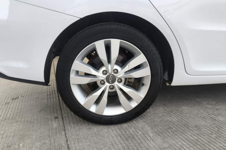 Used Chery Arrizo 5 2016 1.5L CVT Trendsetting Edition