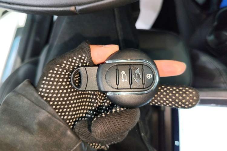 Used  MINI 2019 1.5T COOPER Classic Edition
