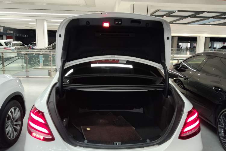 Used Mercedes-Benz E-Class 2019 E 200 L Sport Edition