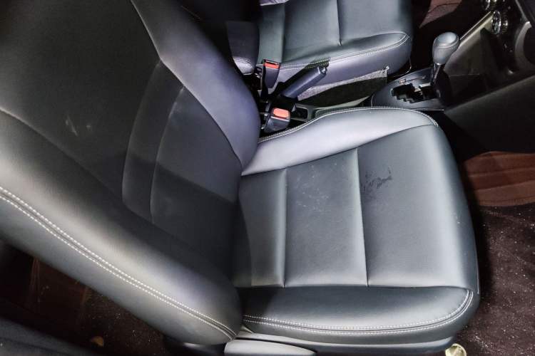 Used Toyota YARiS L 2021 X-Trail 1.5L CVT Leading Edition
