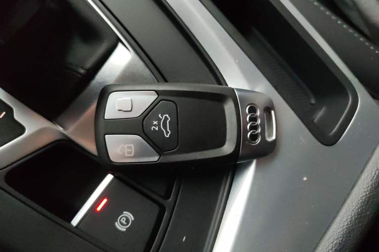 Used Audi A4L 2023 40 TFSI Fashion Dynamic Model