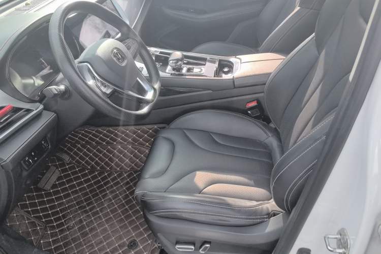 Used Changan CS85 COUPE 2019 1.5T DCT Dynamic Version China VI Standard
