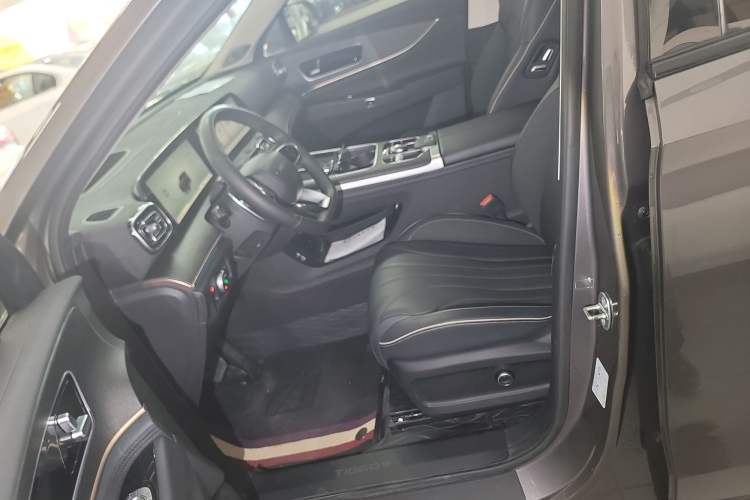 Used Chery Tiggo 9 2023 2.0T Dual-Clutch Two-Wheel Drive Prestige Version 7 Seats
