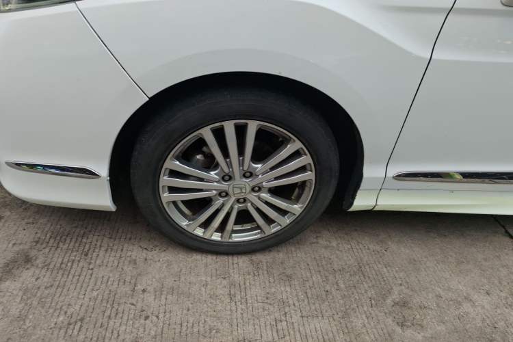 Used Honda Elysion 2016 2.4L Supreme Edition
