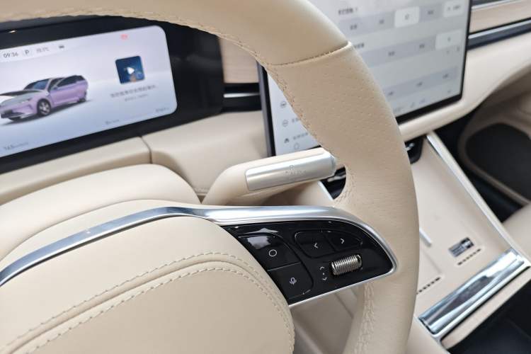 Used Hima AITO M5 2025 Extended-Range Ultra All-Wheel-Drive Version