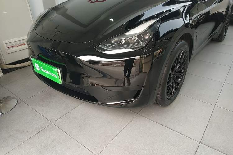 Used Tesla Model Y 2023 Rear-Wheel-Drive Version
