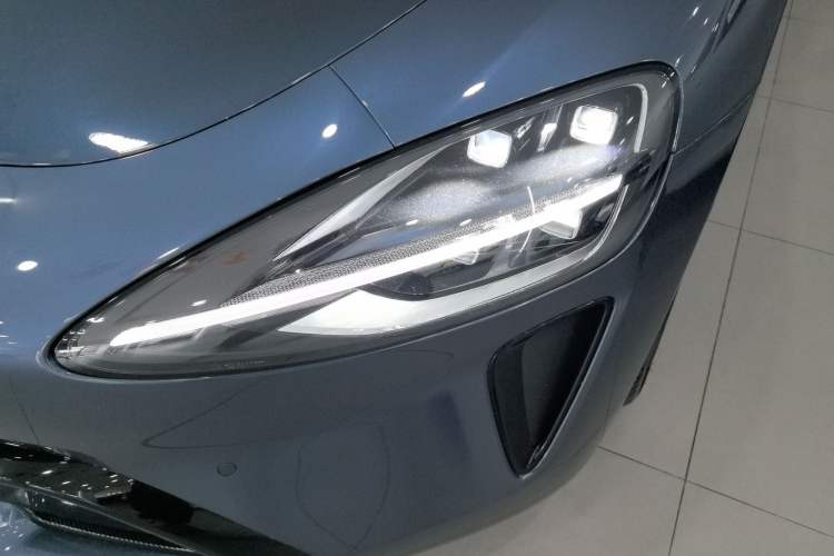 Used  SU7 2024 Rear-Drive Ultra-Long Range Advanced Pro-Level Intelligent Driving Version