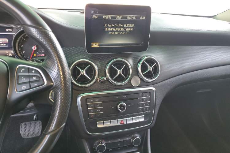 Used Mercedes-Benz GLA 2017 GLA 200 Fashion Model
