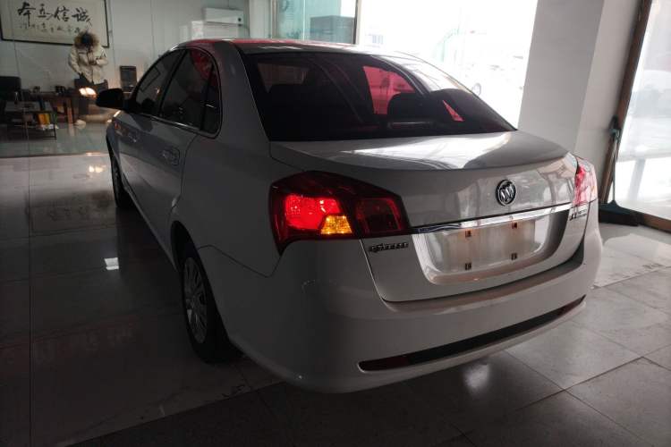 Used Buick Excelle 2015 1.5L Manual Classic Trim
