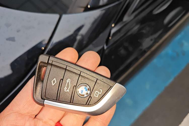 Used BMW 3 Series 2025 330Li M Sport Shadowline Package
