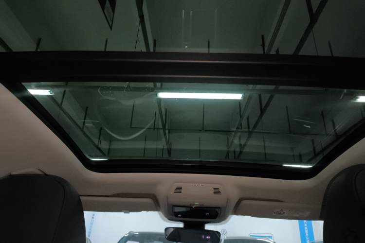 Used Volkswagen Magotan 2024 380TSI DSG Prestige Edition DaMai Package
