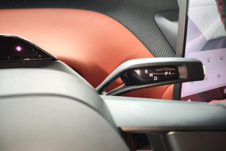 Used Xiaomi Auto YU7 2025 Ultra-Long Range High-Performance All-Wheel-Drive Max Edition
