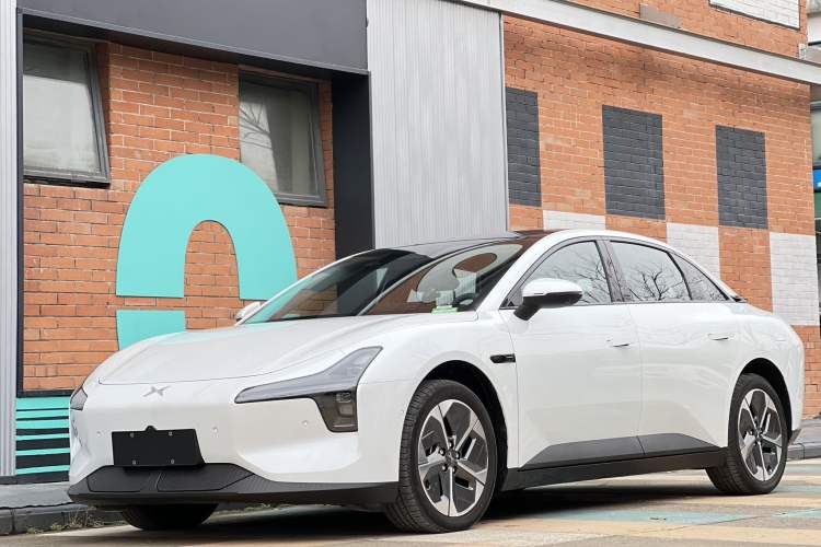 Used XPeng MONA M03 2024 620 with Ultra-Long Range