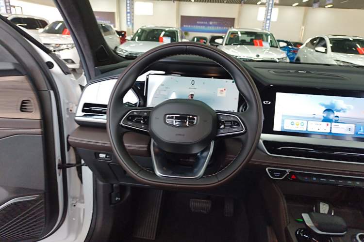 Used Geely Auto Monjaro L 2025 2.0TD Automatic Xingyun Version