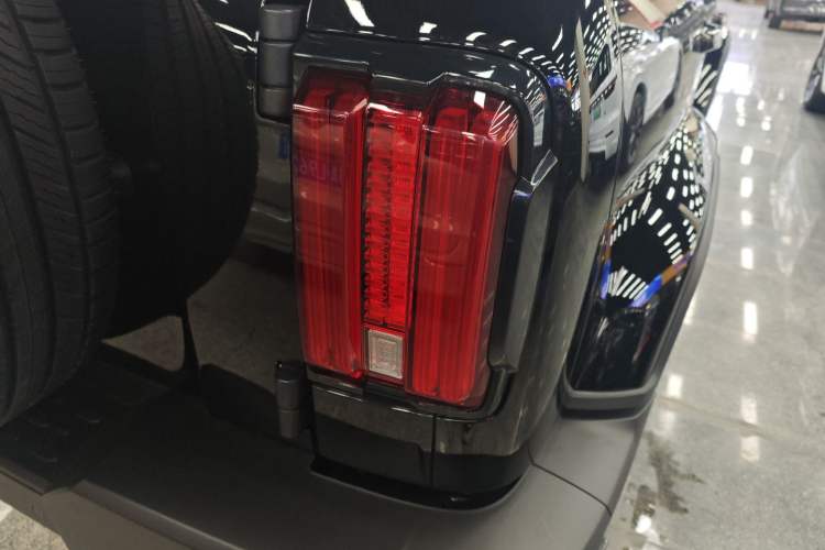 Used Tank 300 2021 City Edition 2.0T—Truly Stylish
