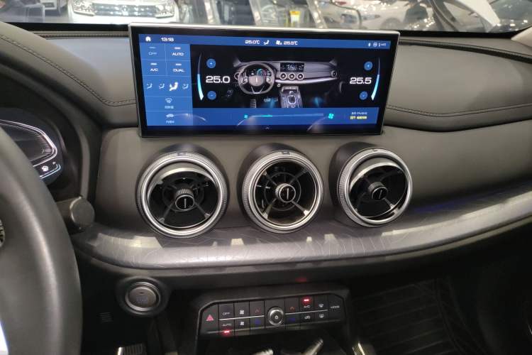 Used Wey VV5 2021 1.5T Two-Wheel Drive Smart Pioneer
