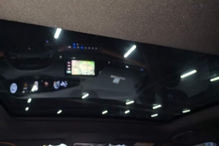 Used Changan UNI-V 2023 1.5T Sport Edition
