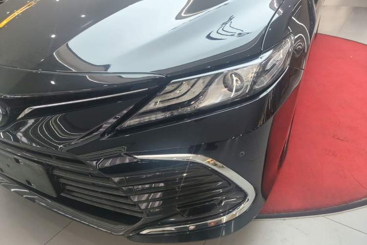 Used Toyota Camry 2021 2.0G Luxury Edition
