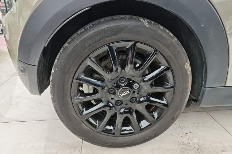 Used  MINI 2019 1.5T COOPER Classic Edition
