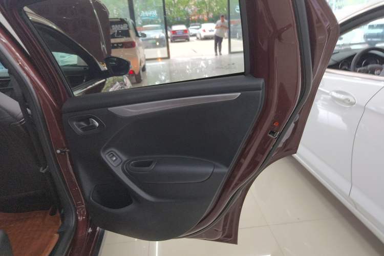 Used Citroen C3-XR 2015 1.6L Automatic Pioneer Model
