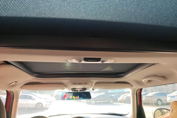 Used  MINI 2015 1.5T COOPER Fun Five-Door Edition
