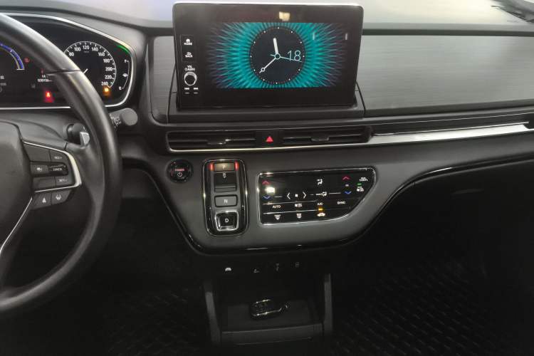 Used Honda Elysion 2024 2.0L eHEV Luxury Edition
