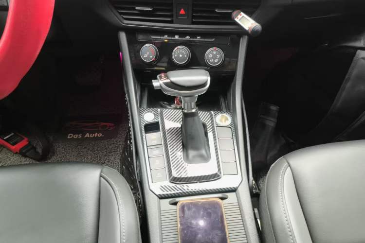 Used Volkswagen Sagitar 2020 200TSI DSG Comfort Version China VI Standard
