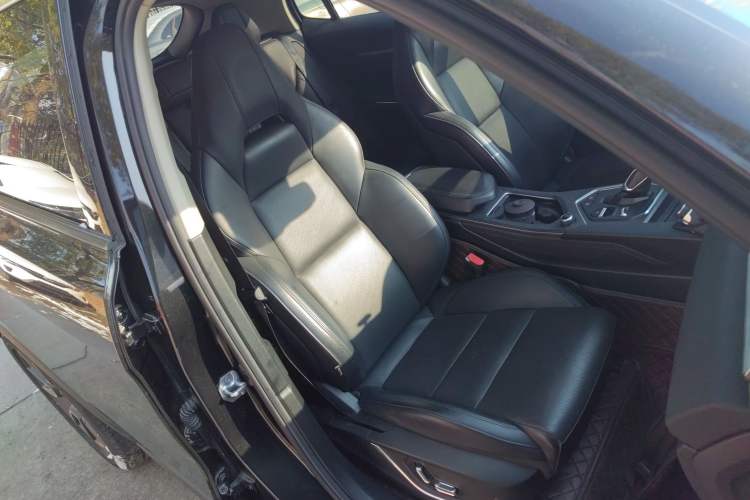 Used Lynk & Co 01 2021 2.0TD Two-Wheel-Drive Pro Trim