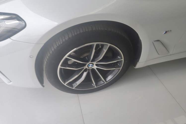 Used BMW 5 Series 2021 525Li M Sport Package