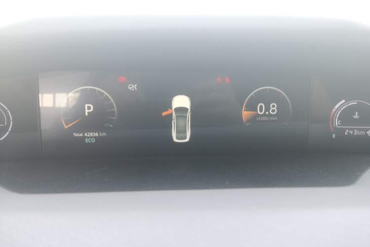 Used Changan UNI-V 2022 1.5T Prestige Version
