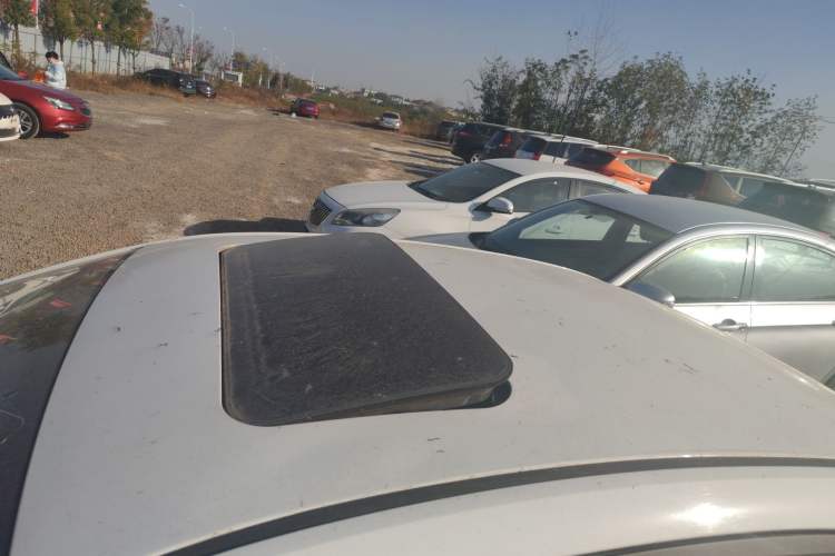 Used Roewe 360 2015 1.5L Automatic Luxury Edition