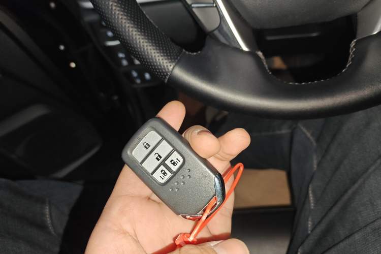 Used Honda Elysion 2016 2.4L Supreme Edition
