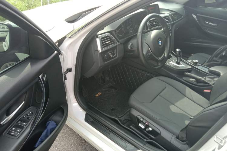 Used BMW 3 Series 2017 320Li Fashion Model
