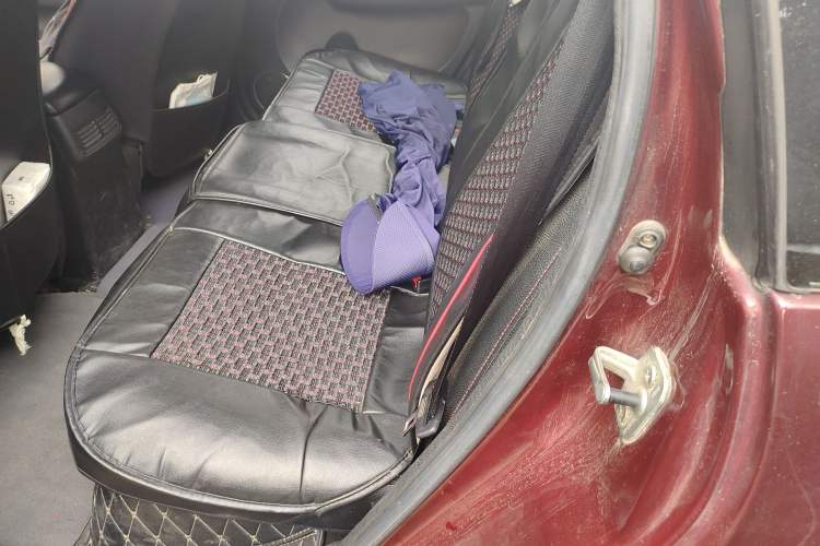 Used FORTHING Joyear X5 2013 1.6L Manual Luxury Model China IV Standard