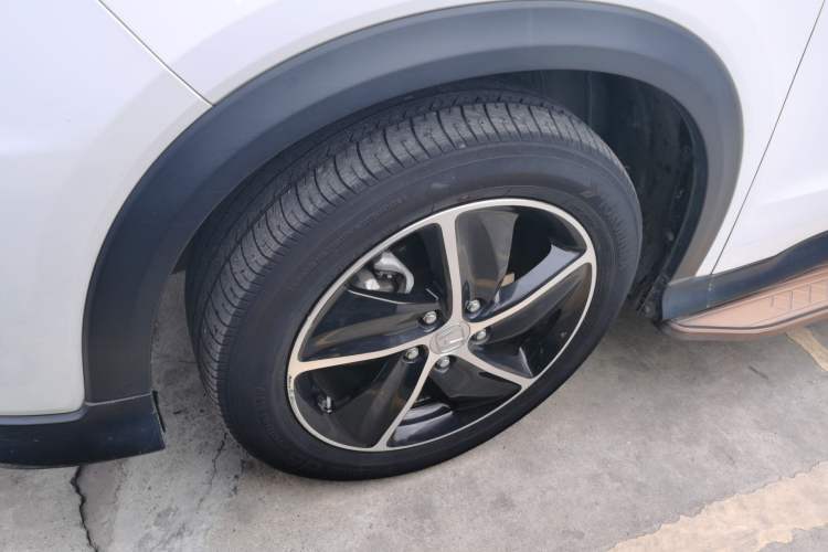 Used Honda Vezel 2020 1.5L CVT Pioneer Edition
