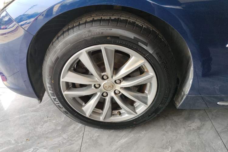 Used Infiniti Q50L 2016 2.0T Enjoyment Edition
