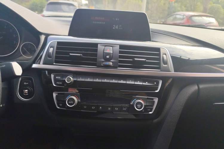 Used BMW 3 Series 2018 318Li