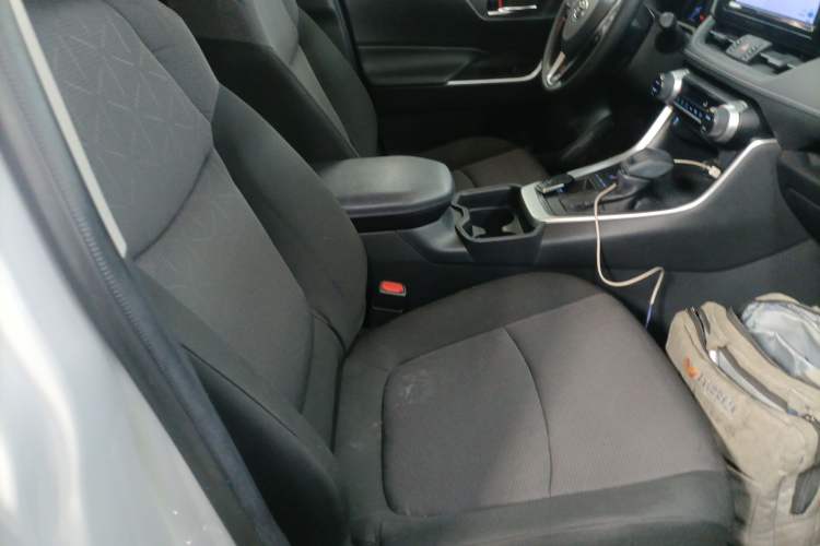 Used Toyota RAV4 2020 Dual-Engine 2.5L E-CVT Two-Wheel Drive Elite Edition