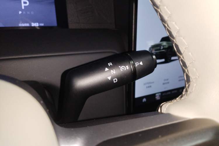 Used  V23 2025 501 Four-Wheel Drive Intelligent Driving Version
