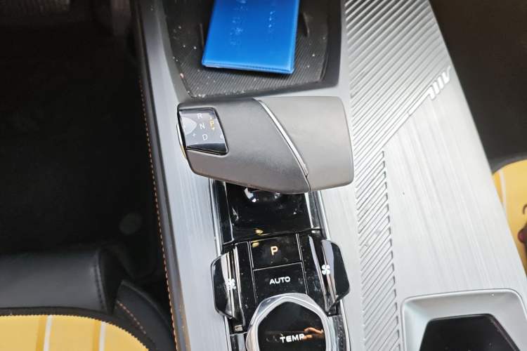 Used Oshan Z6 New Energy 2023 ZhiDian iDD 150KM Flagship PLUS