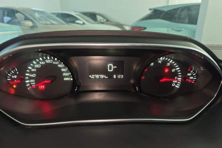 Used Peugeot 308 2016 1.6L Manual Fashion Edition
