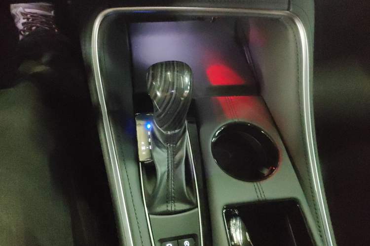 Used Toyota Avalon 2024 2.0L Ambition Edition