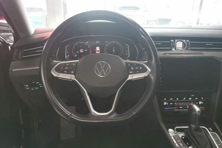 Used Volkswagen Magotan 2020 330TSI DSG Luxury Edition
