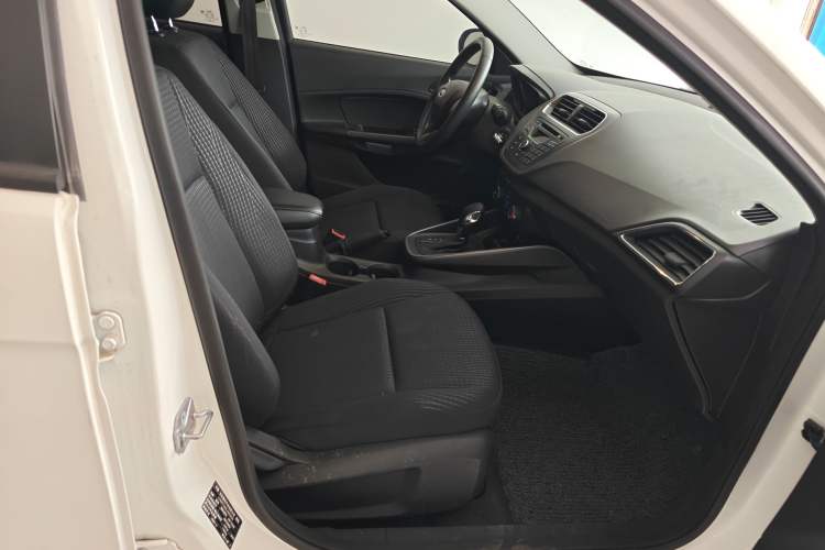 Used Ford Escort 2019 Revised 1.5L Automatic ZhiXiang Version (Tire Pressure Monitoring) China VI Standard
