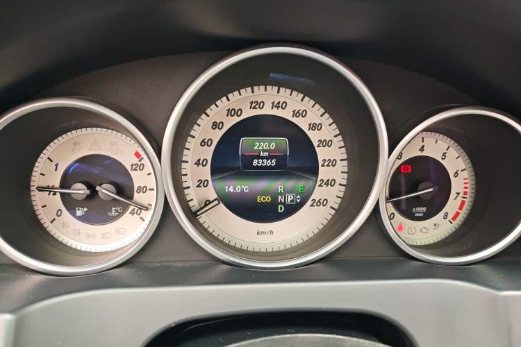 Used Mercedes-Benz E-Class (Import) 2014 E 200 Coupe