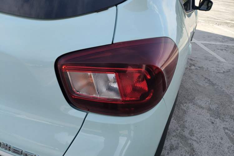 Used Dongfeng NAMMI BOX 2022 Light Wind Edition 201KM Lightning Model