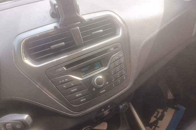 Used Ford Escort 2015 1.5L Automatic Fashion Model