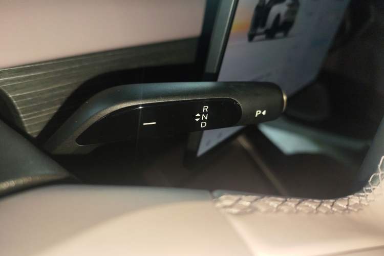 Used ONVO L60 2024 60 kWh Rear-Drive Version
