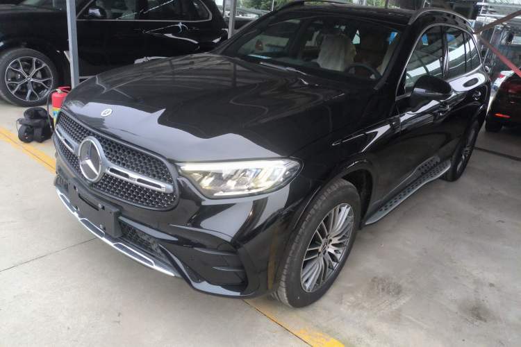 Used Mercedes-Benz GLC 2025 Refreshed GLC 300 L 4MATIC Dynamic Version 5 Seats
