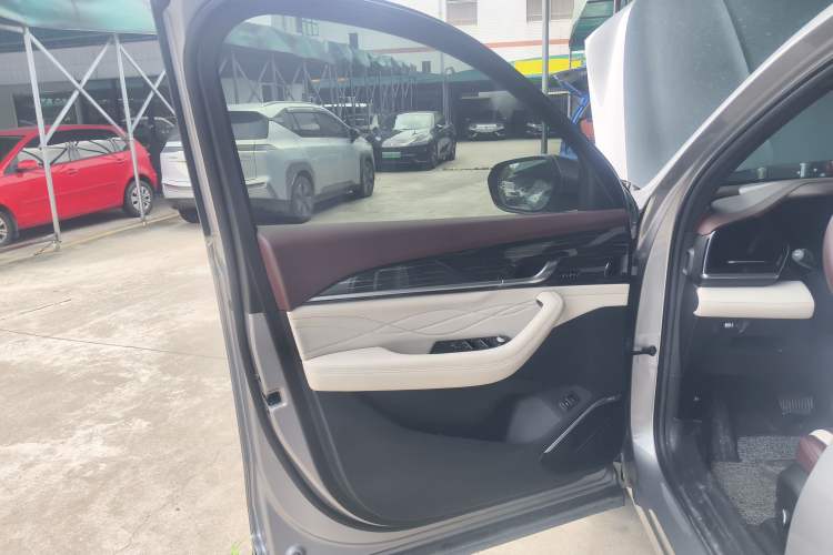 Used Geely Auto Monjaro L 2021 2.0TD DCT EVO Two-Wheel Drive Smart Luxury Version
